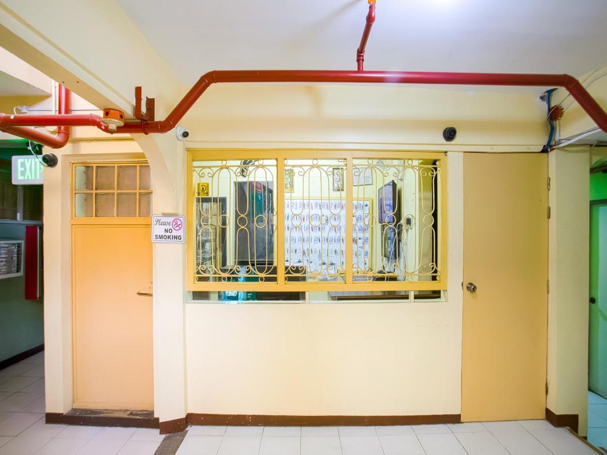 Oyo 802 Ka Farah'S Inn 안티폴로 외부 사진