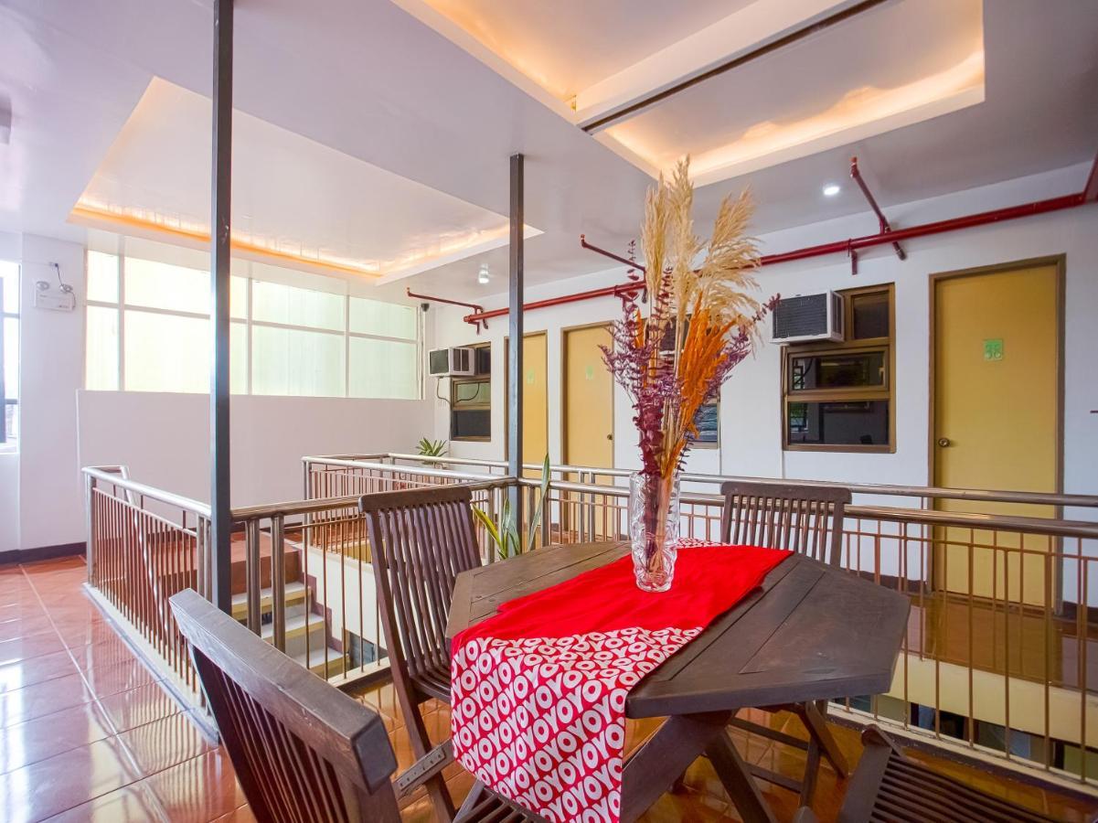 Oyo 802 Ka Farah'S Inn 안티폴로 외부 사진